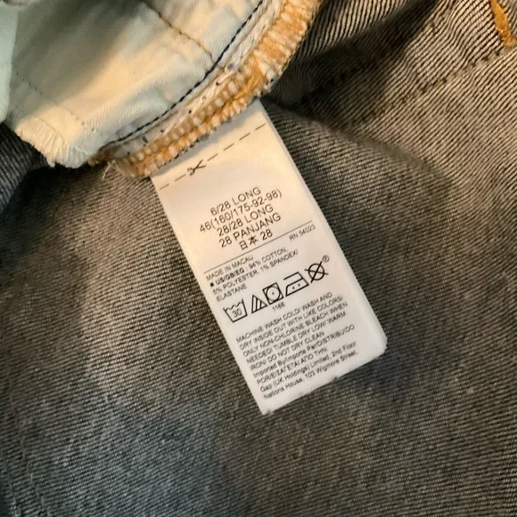 (Lori) GAP Blue Flare Wide Leg Jeans with Vintage Charm - Picture 9 of 10